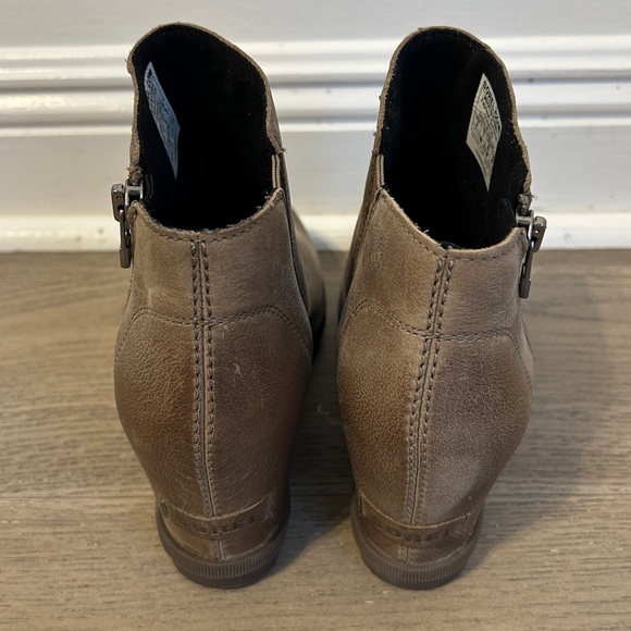 Sorel Women's Joan of Arctic Wedge II Zipper Fashion Boot - Size 9 - Picture 5 of 8